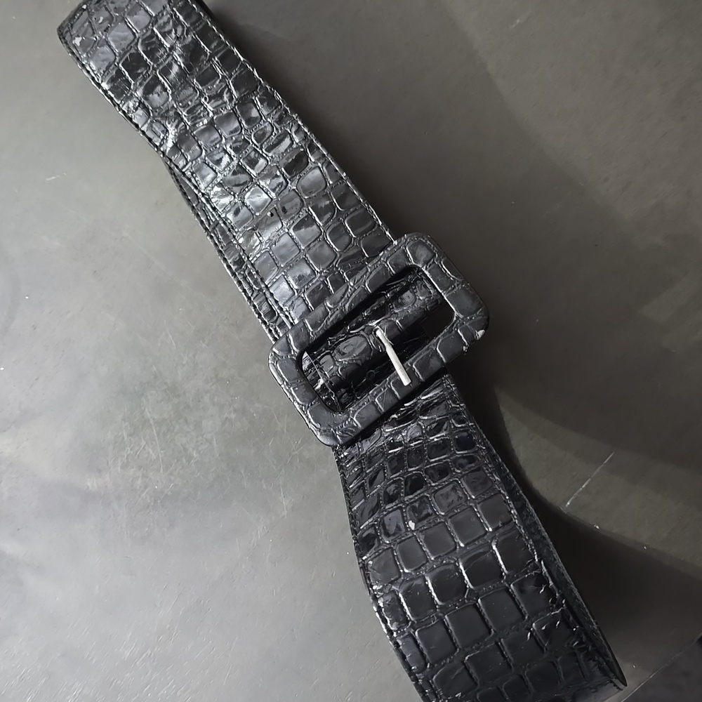 Belts - Picture 11 of 11